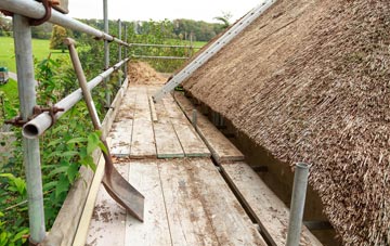 advantages of Mid Wilts Way thatch roofing