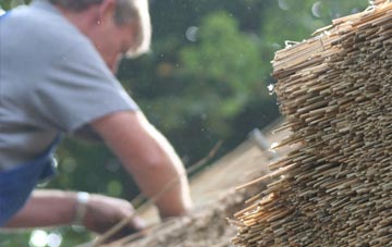 professional Mid Wilts Way thatchers